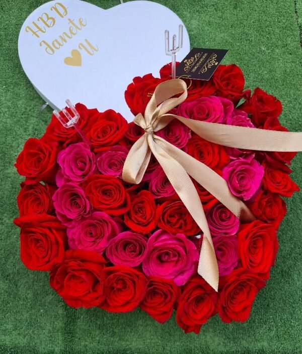 Caja Corazón de lujo con rosas 36 a 48
