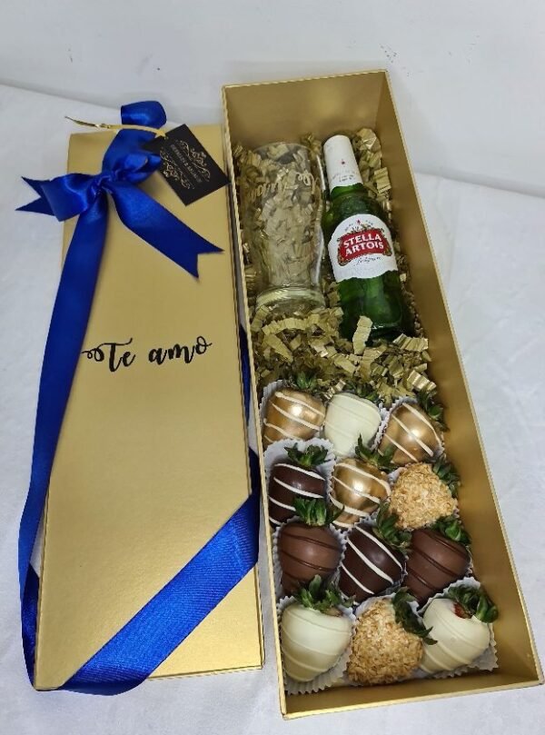 Caja de lujo Grande con Cerveza y Fresas con chocolate