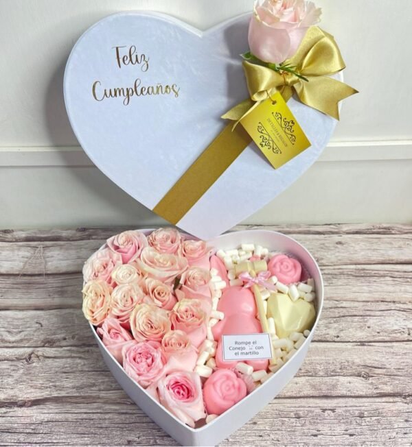 Caja de lujo corazón grande Rosas y conejo