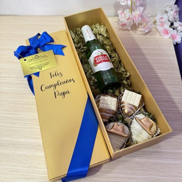 Caja lujo cerveza y fresas