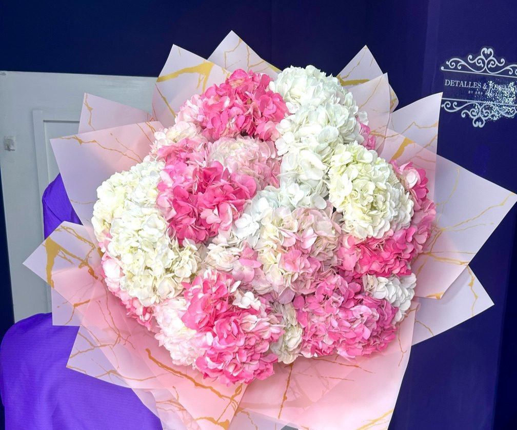 Ramo de Hortensia Gigante1