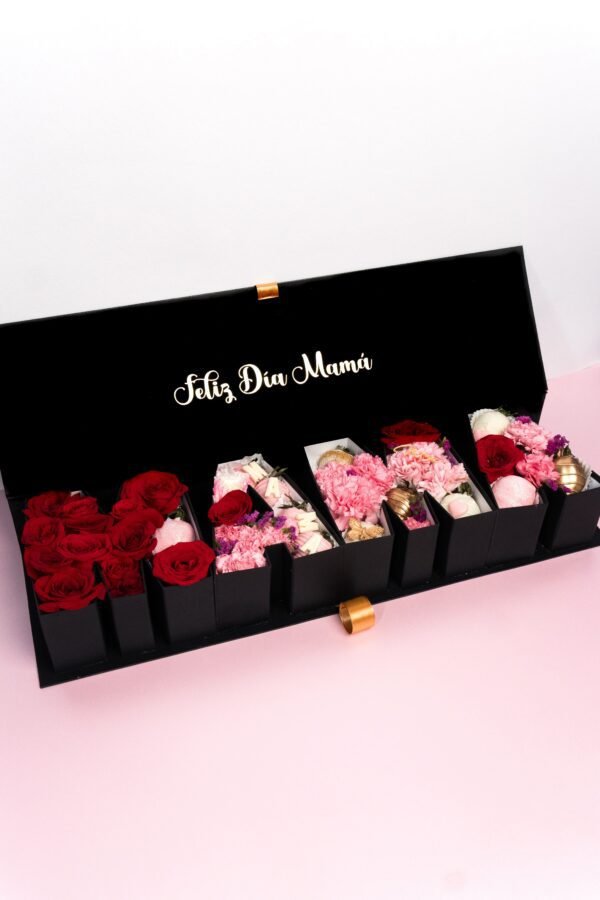 Caja de lujo La Gran Mamá con letras florales MAMÁ para el Día de la Madre – Blossom Cartagena